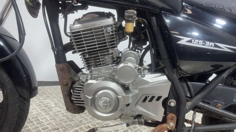 Zontes ZT 125 2011 17K RUNNING PROJECT BIKE SPARES OR REPAIR 125CC LEARNER 20