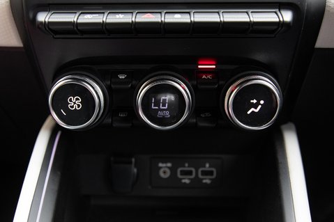 Renault Clio TECHNO TCE 34