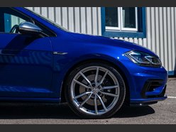 Volkswagen Golf 2.0 Golf R TSi 4Motion Semi-Auto 4WD 3dr 6