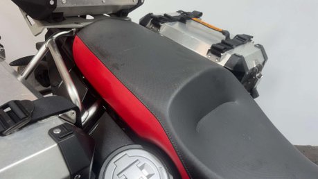 BMW F800 2014 ONLY 23K FULL ALLOY LUGGAGE NEW MOT SERVICED 800CC 23