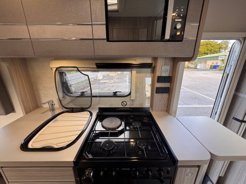 Elddis Autoquest 150 19