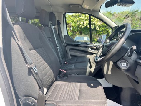 Ford Transit Custom 2.0 300 EcoBlue Limited Crew Van L1 H1 Euro 6 (s/s) 5dr 15