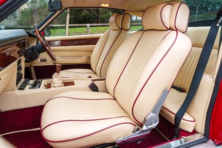 Aston Martin V8 Vantage X-Pack 580X 22