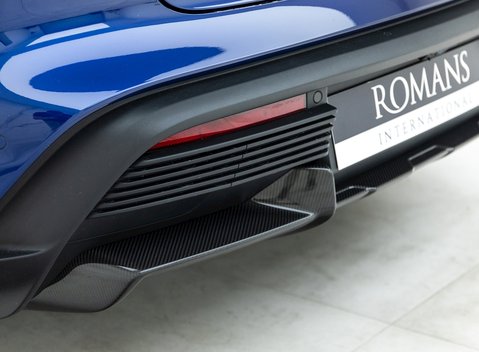 Porsche Taycan Turbo S Cross Turismo 29