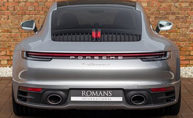 Porsche 911 Carrera S (992) 5