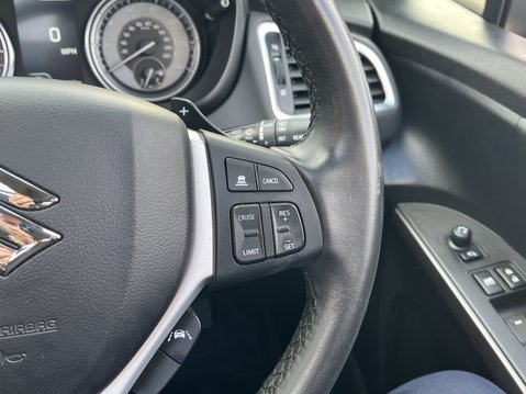 Suzuki S-Cross 1.5 Hybrid Ultra ALLGRIP 5dr AGS 28