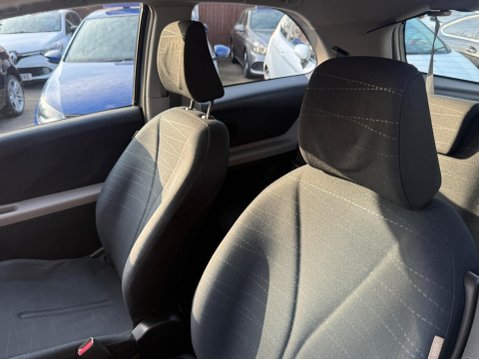 Toyota Yaris 1.3 TR Multimode 3dr 22