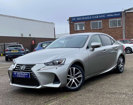Lexus Is 2.5 IS 300h Advance CVT 4dr 1