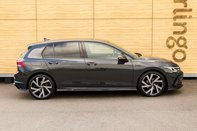 Volkswagen Golf R-LINE TSI 9