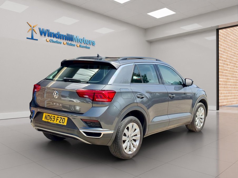 2019 Volkswagen T-Roc — image 7