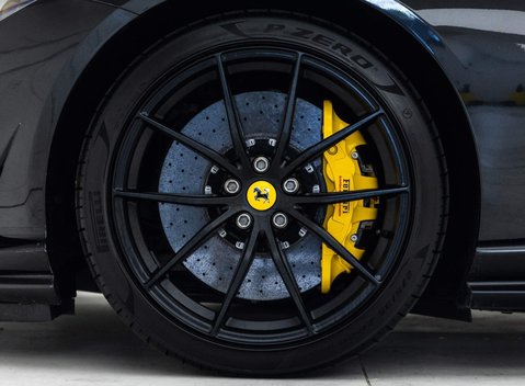 Ferrari 812 Superfast 16