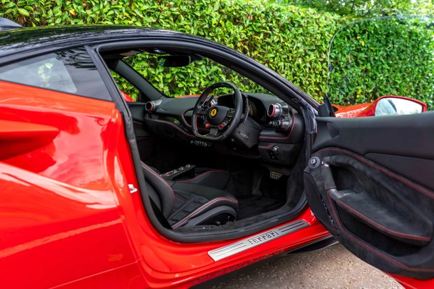 Ferrari F8 Tributo FULL PPF. FULL CARBON FIBRE INTERIOR PACKAGE. PASSENGER DISPLAY. 4