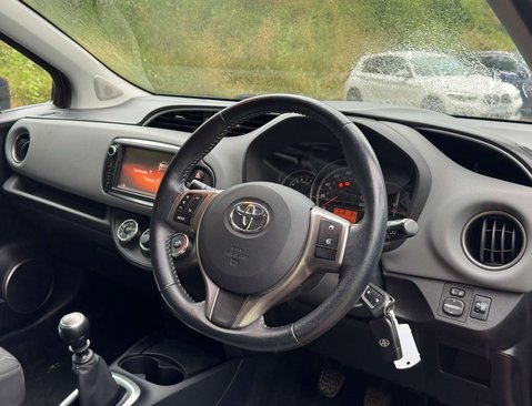 Toyota Yaris 1.3 Yaris Icon VVT-i 5dr 15