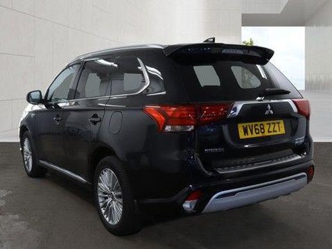 Mitsubishi Outlander PHEV 5H 2
