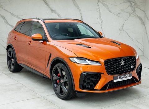 Jaguar F-Pace SVR 6