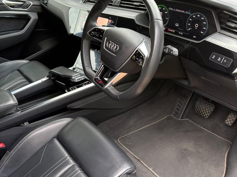 Audi E-Tron 55 Black Edition Auto quattro 5dr 95kWh 15
