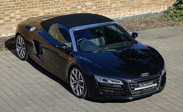 Audi R8 V10 Spyder 22
