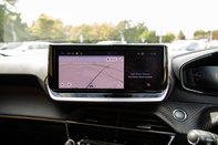 Peugeot 2008 PURETECH EAT8 S/S ALLURE 17