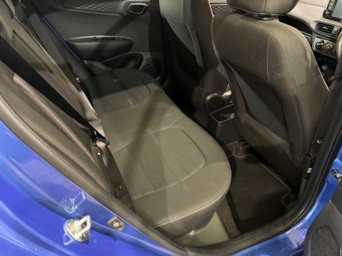 Hyundai i10 1.0 SE Connect Euro 6 (s/s) 5dr 29