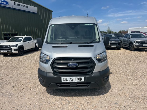 Ford Transit LWB L3H2 [SOLD KH] Medium Roof Trend 350 Air Con Alloys Sensors EURO 6 3