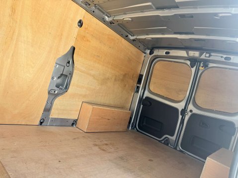 Renault Trafic 2.0 dCi Blue LL30 Sport Panel Van 5dr Diesel Manual L2 H1 Euro 6 (s/s) (130 12