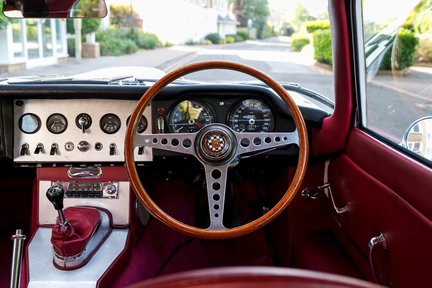 Jaguar E-Type 3.8 Litre Flat Floor FHC 13