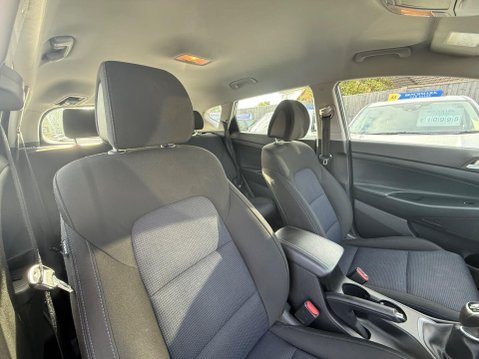 Hyundai TUCSON 1.6 GDi Blue Drive SE Nav Euro 6 (s/s) 5dr 15