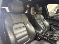 Porsche Macan 3.0 TD V6 S SUV 5dr Diesel PDK 4WD Euro 6 (s/s) (258 ps) 39