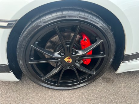 Porsche 718 CAYMAN PDK 17