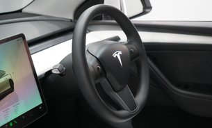 Tesla Model Y LONG RANGE AWD Enhanced Autopilot White Interior 20" Induction Alloys VAT Q 21
