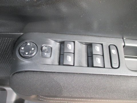 Citroen C3 Aircross 1.2 PureTech Shine Plus Euro 6 (s/s) 5dr 38