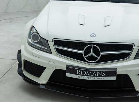 Mercedes-Benz C63 AMG Black Series 21