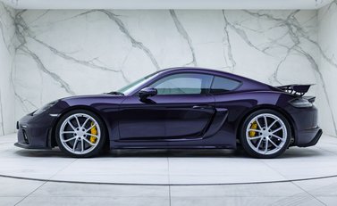 Porsche Cayman GT4 (718) 2