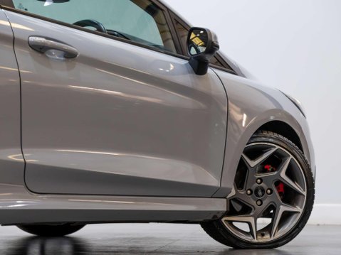 Ford Fiesta 1.5T EcoBoost ST-3 Hatchback 3dr Petrol Manual Euro 6 (200 ps) 38