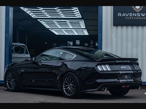 Ford Mustang 5.0 Mustang GT 2dr 2