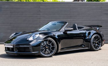 Porsche 911 Turbo S Cabriolet (992) 2