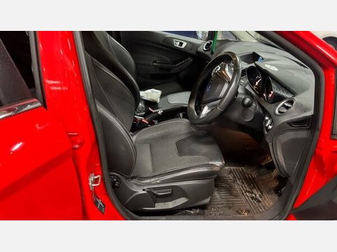 Ford Fiesta 1.0T EcoBoost Titanium X Euro 5 (s/s) 5dr 6