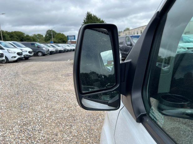 Ford Transit Custom LWB L2H1 Low Roof Leader 320 Air Con EURO 6 NO VAT 19