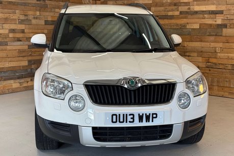 Skoda Yeti 2.0 TDI SE Plus SUV 5dr Diesel Manual 4WD Euro 5 (140 ps) 40