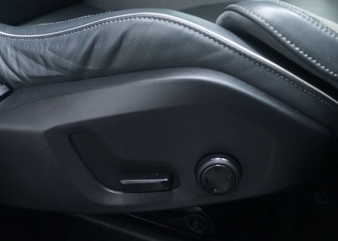 Volvo XC60 2.0 XC60 R-Design T6 Recharge AWD Auto 4WD 5dr 41