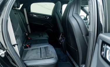 Porsche Cayenne GTS Coupe 16
