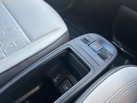 Fiat 500e C 42kWh La Prima Auto 2dr 42