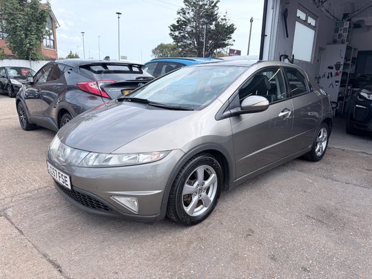 Honda Civic 1.8 ES I-VTEC
