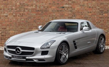 Mercedes-Benz SLS AMG 6