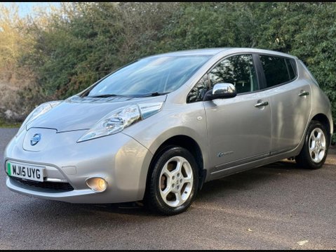 Nissan LEAF 24kWh Acenta Auto 5dr 9