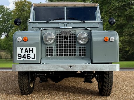 Land Rover Series II A 2