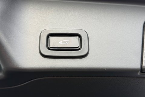 Land Rover Range Rover Evoque FIRST EDITION MHEV - PAN ROOF - NOLITA GREY - TWO TONE LEATHER - HIGH SPEC 74