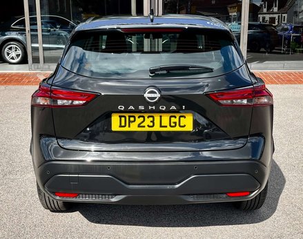 Nissan Qashqai 1.3 Qashqai Acenta Premium DiG-T MHEV CVT 5dr 67