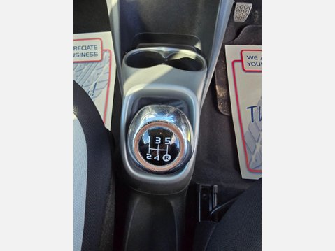 Toyota Aygo 1.0 VVT-i x-play Euro 6 5dr 26