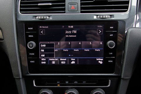 Volkswagen Golf MATCH TSI EVO DSG 17